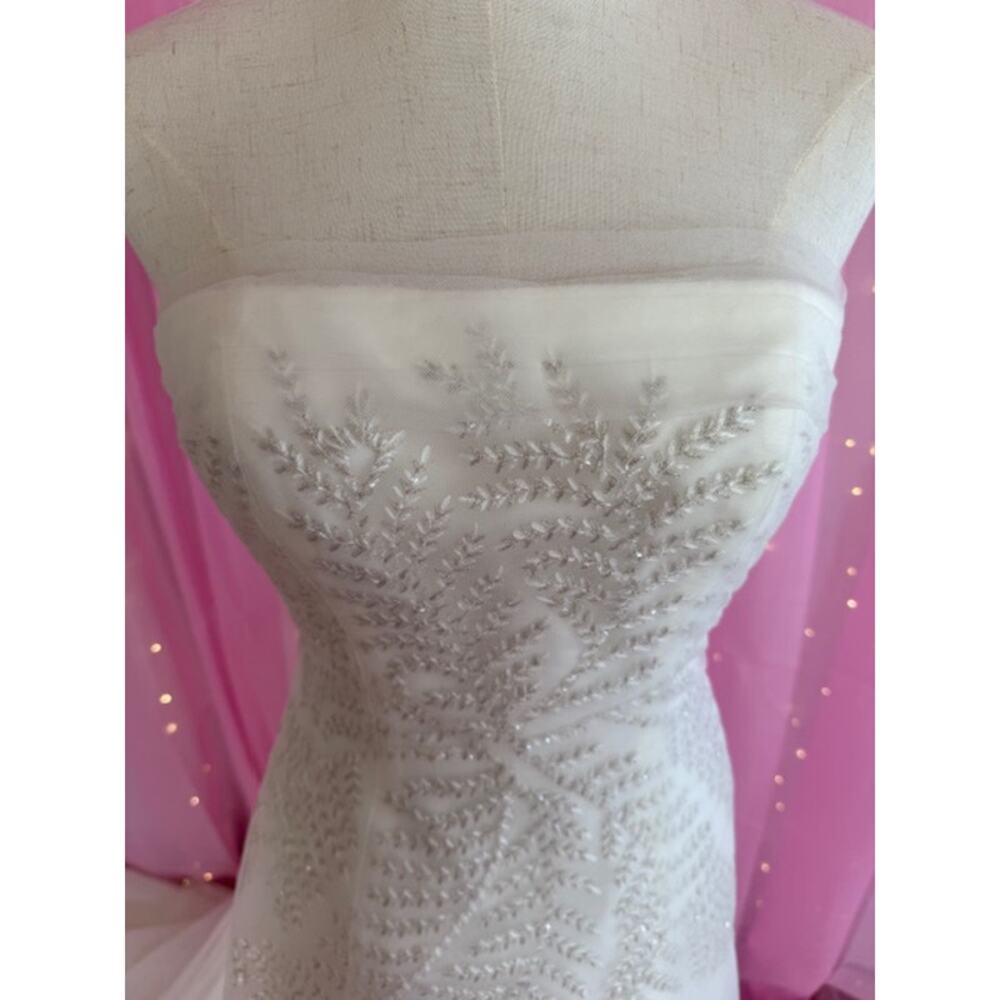 BRAND NEW WEDDING DRESS BY VERA WANG SIZE 2 NWT - Picture 3 of 13